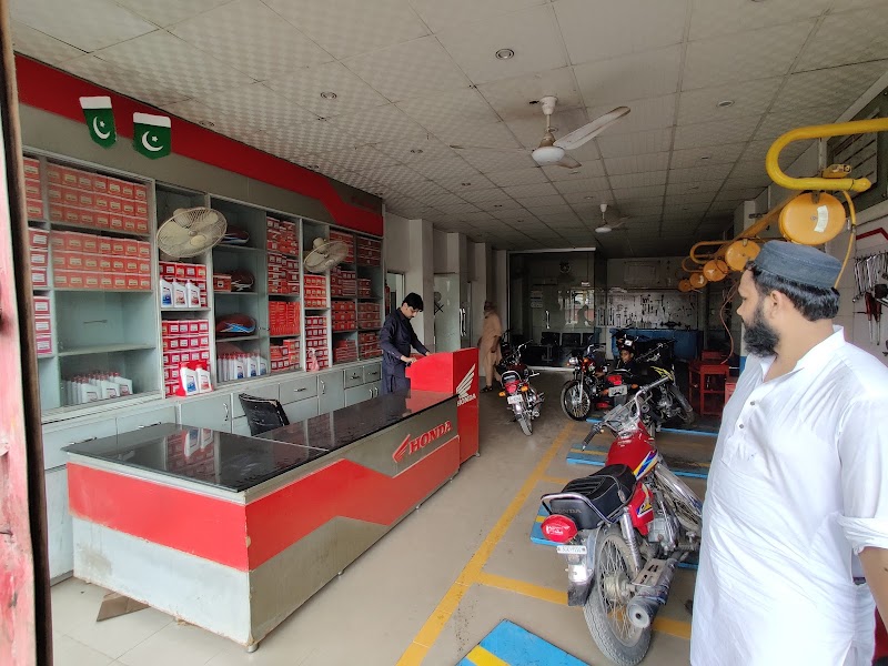 Makkah Honda Center (Atlas Honda Dealership) in Sargodha, Punjab