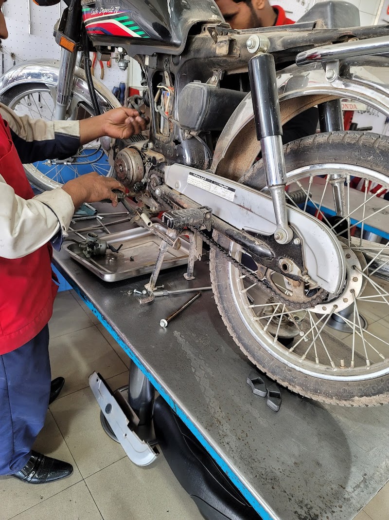 Shamas Honda in Sialkot, Punjab