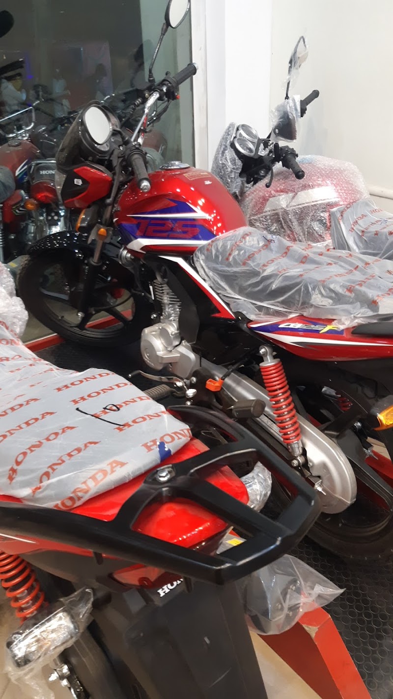 Honda Center in Faisalabad, Punjab