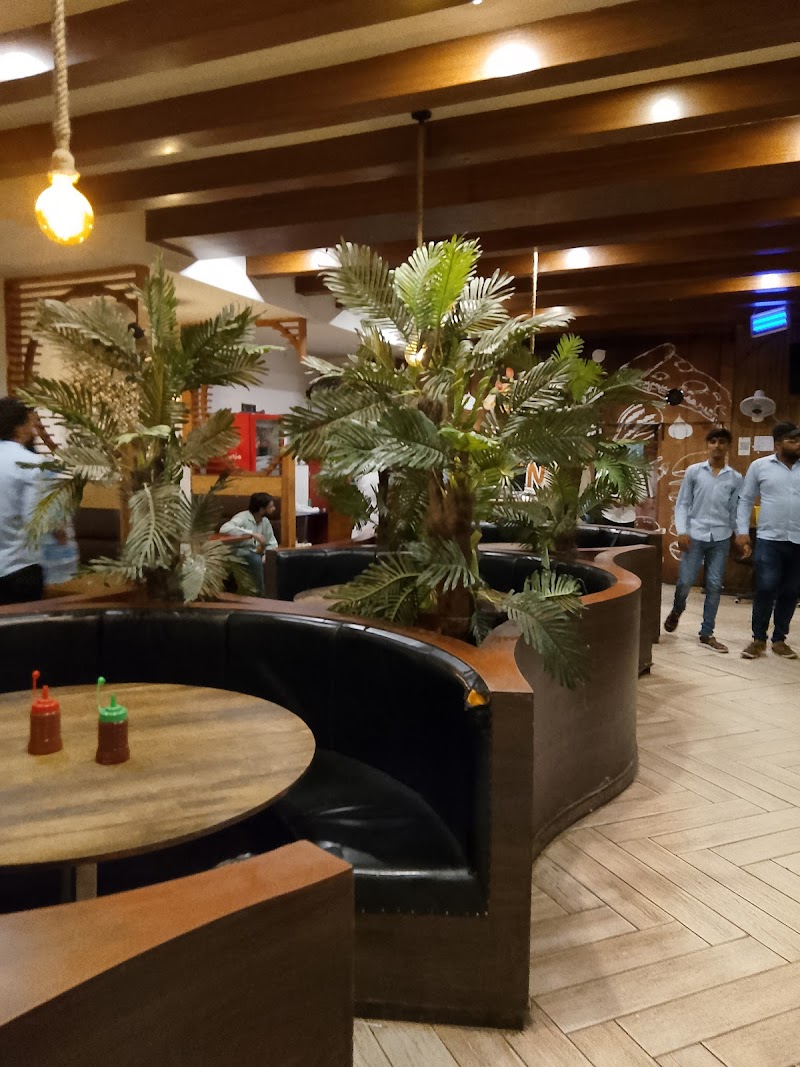 Papachino's Pizza Kitchen in Toba Tek Singh, Punjab