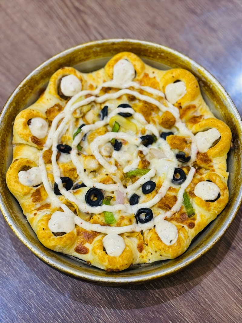 Lasani Pizza Time in Mianwali, Punjab