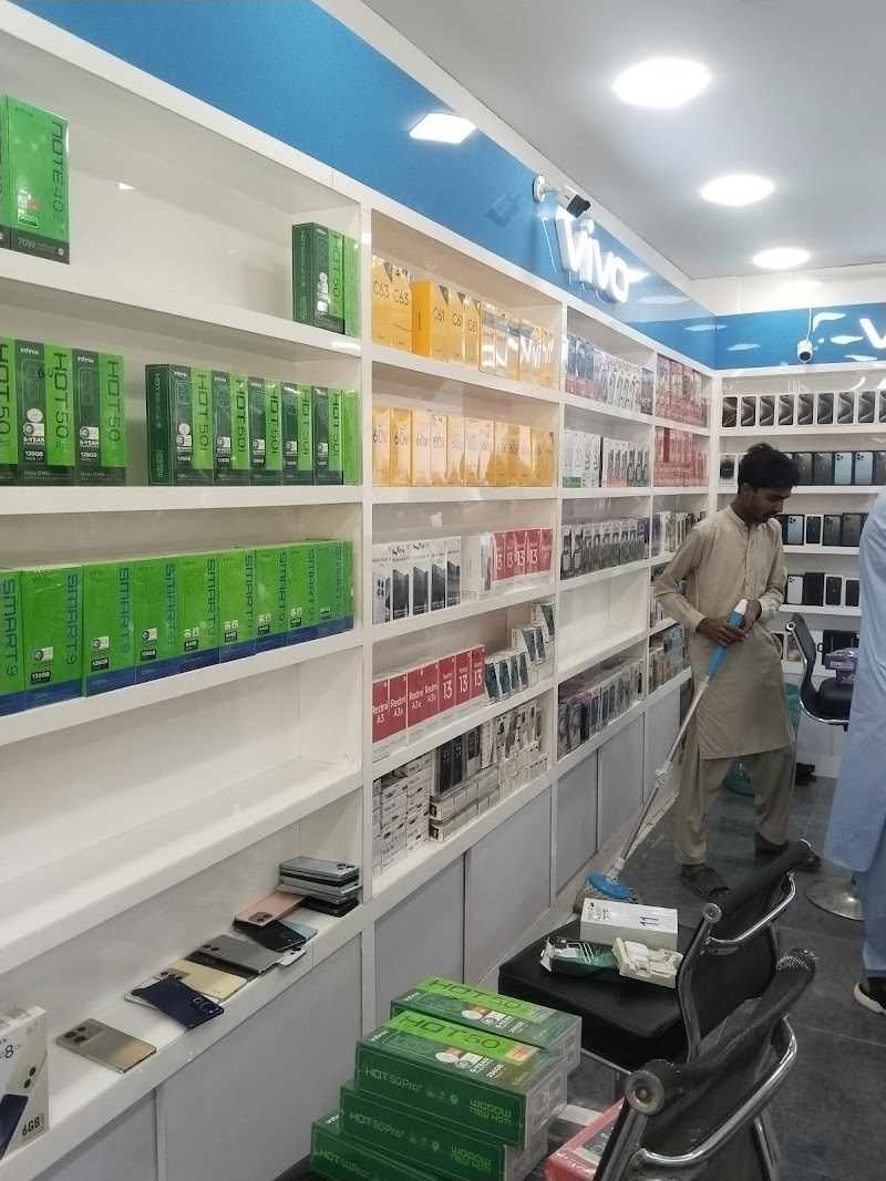 Al-Aziz Mobiles in Burewala, Punjab