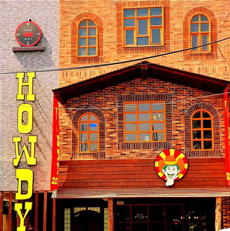 Howdy Rooftop in Lahore, Punjab