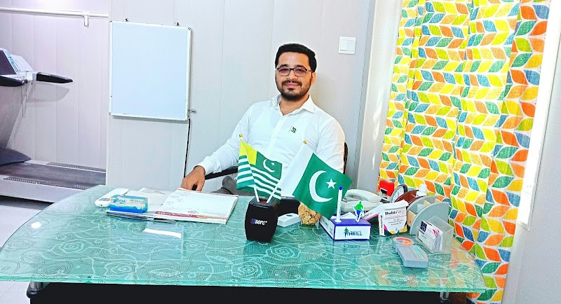Dr. Faisal Majeed Physiotherapist in Mandi Bahauddin, Punjab