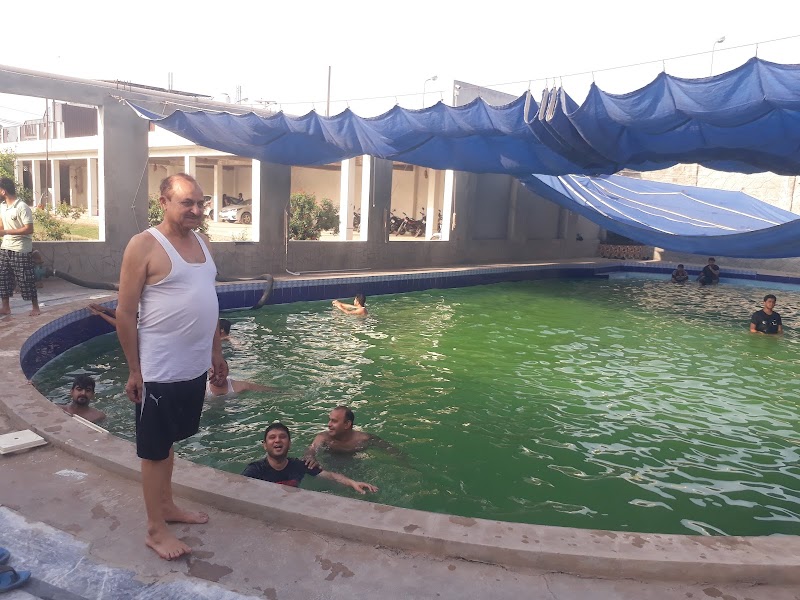 Dera Liaqat Farm House