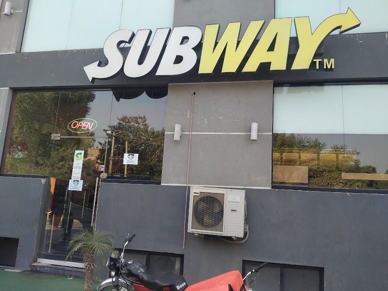 Subway in Bahawalpur, Punjab