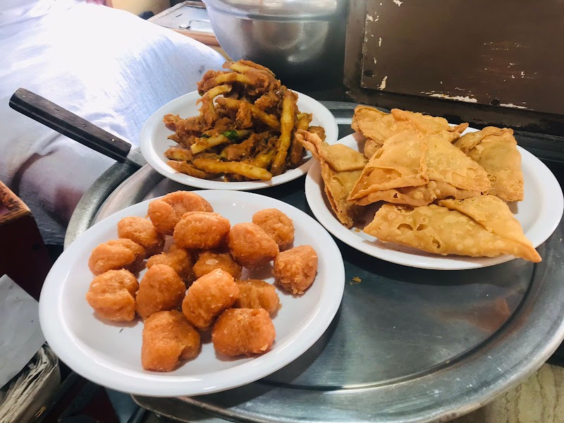 Ashraf Samosa & fast food in Mandi Bahauddin, Punjab