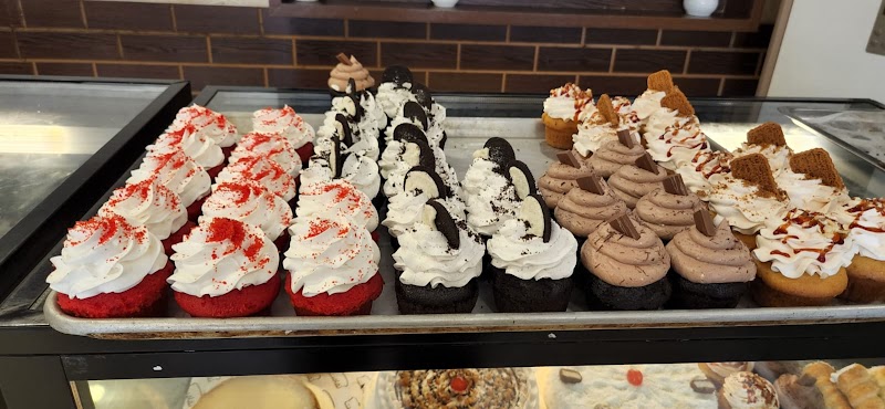 Saqafat Bakery & Cafe in Sargodha, Punjab