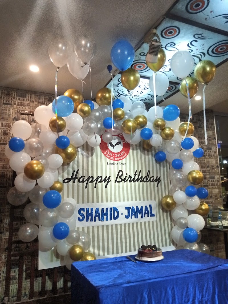 Malee's Café, Baker's and Family Restaurant in Gujranwala, Punjab