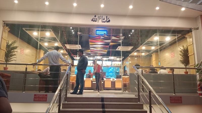 Mr.Wingg'z Mandi Bahadudin in Mandi Bahauddin, Punjab