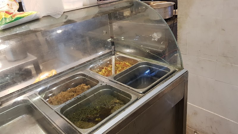 Pakeza Haji Mola Bakhsh Restaurant in Dera Ghazi Khan, Punjab