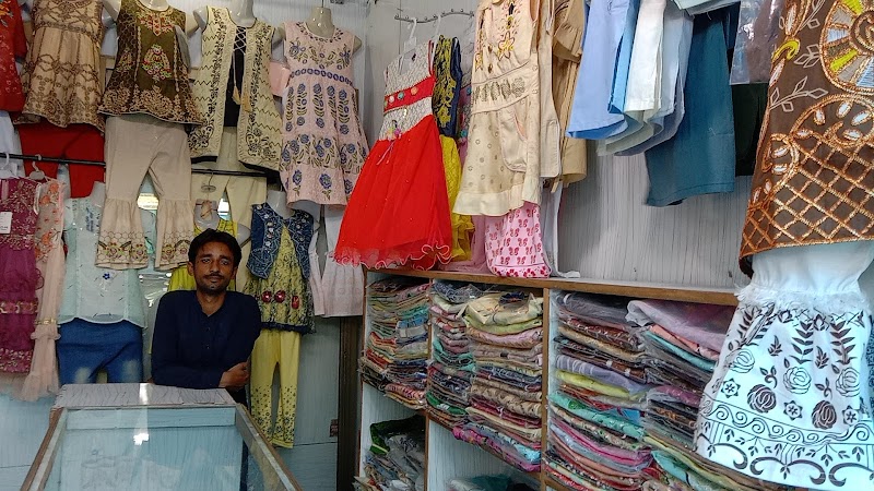 Model Bazar jhang in Jhang, Punjab