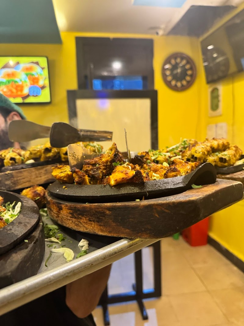Royal Kitchen in Burewala, Punjab