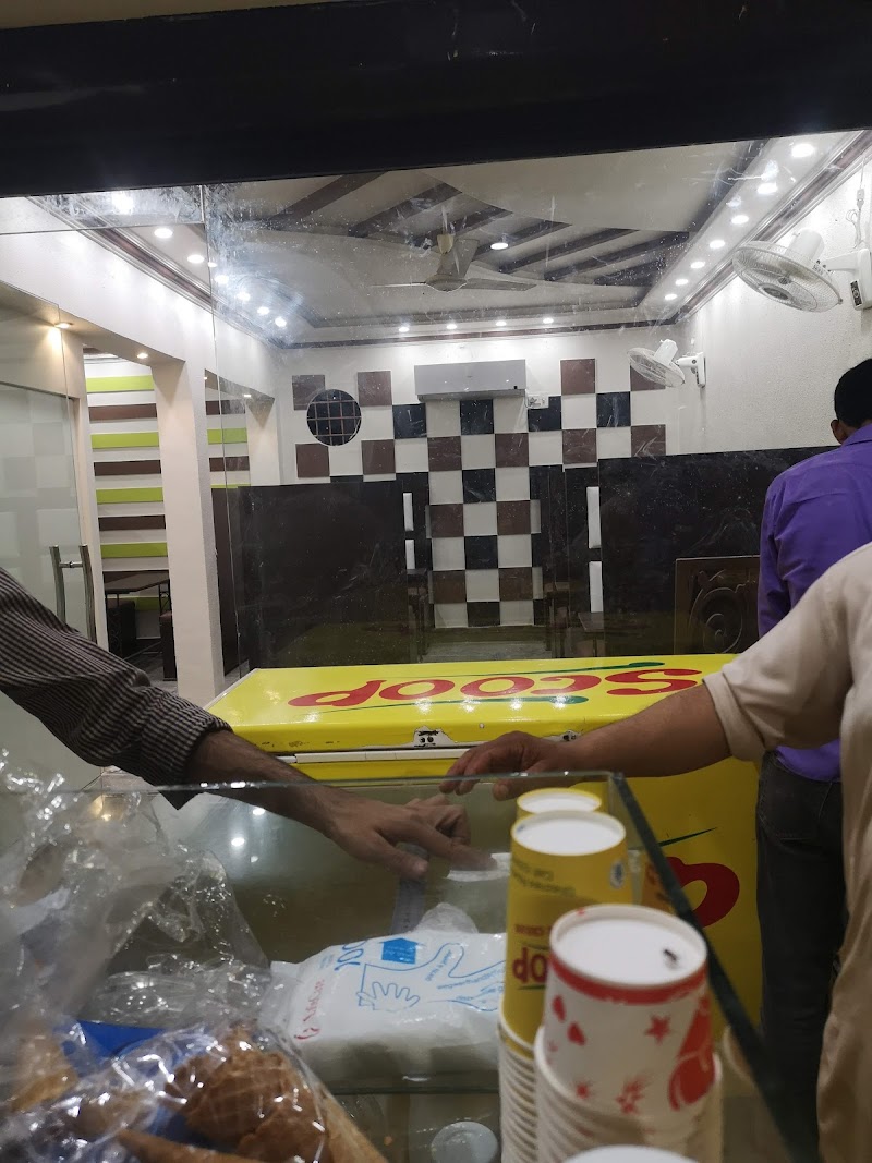 Scoop Dairy Ice Cream, Shakes & Pizza in Bahawalpur, Punjab