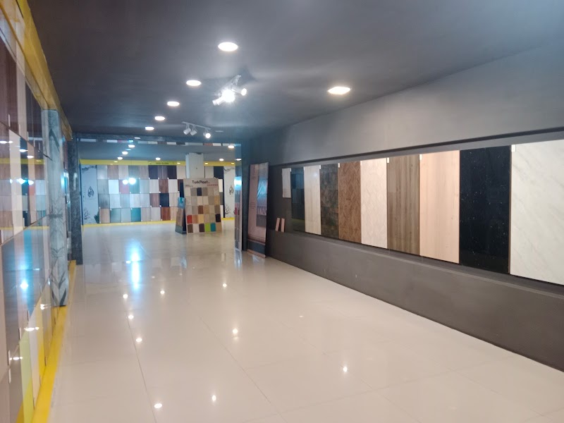 Sana Wood in Lahore, Punjab