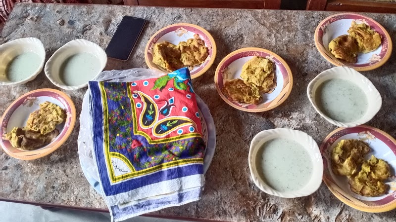Haji Naan Shop (Nathoo naan Tikki) in Sheikhupura, Punjab