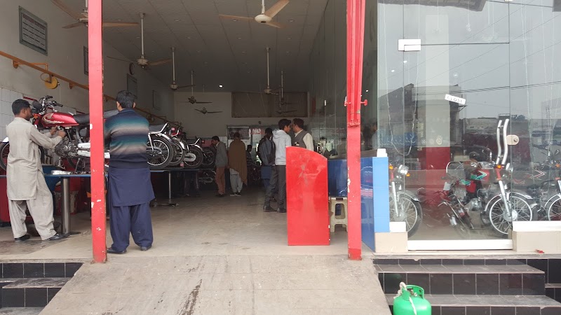 Shahid Honda Center in Chiniot, Punjab