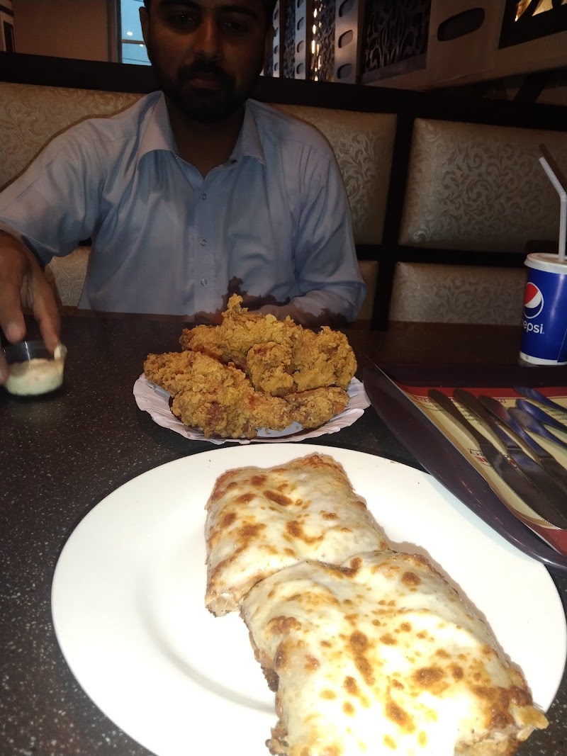 Al Maida Pizza Garden in Dera Ghazi Khan, Punjab