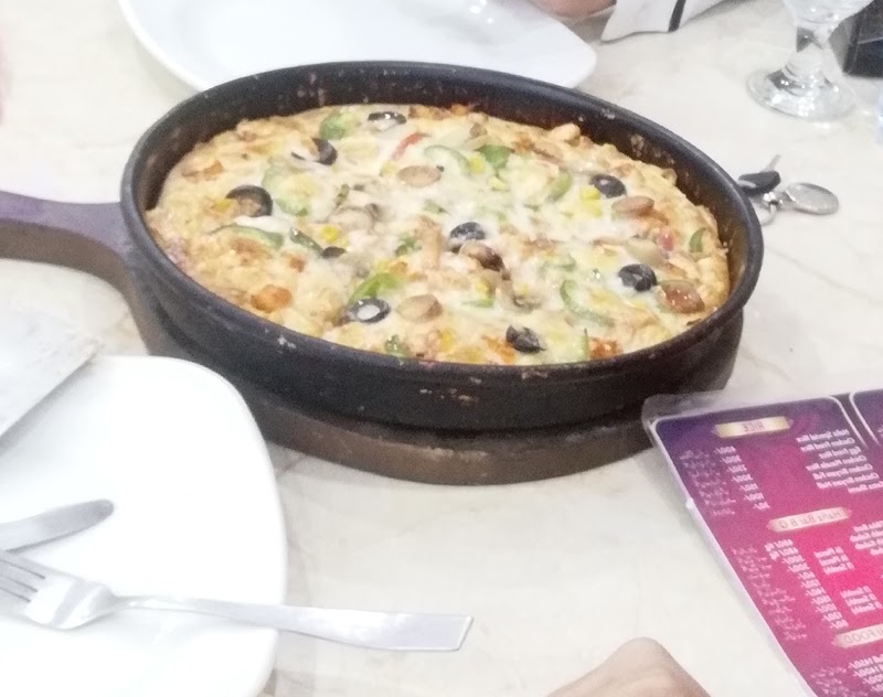 Hafiz Sweets & Bakers in Mandi Bahauddin, Punjab