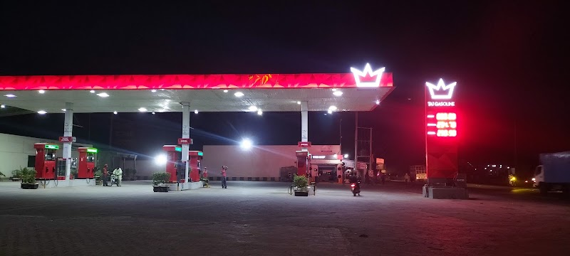 Umer Filling Station (TAJ-145) in Sahiwal, Punjab