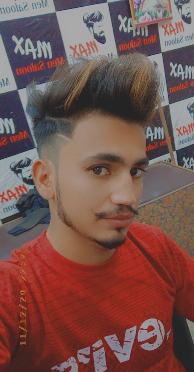 Max Men Saloon in Khanpur, Punjab