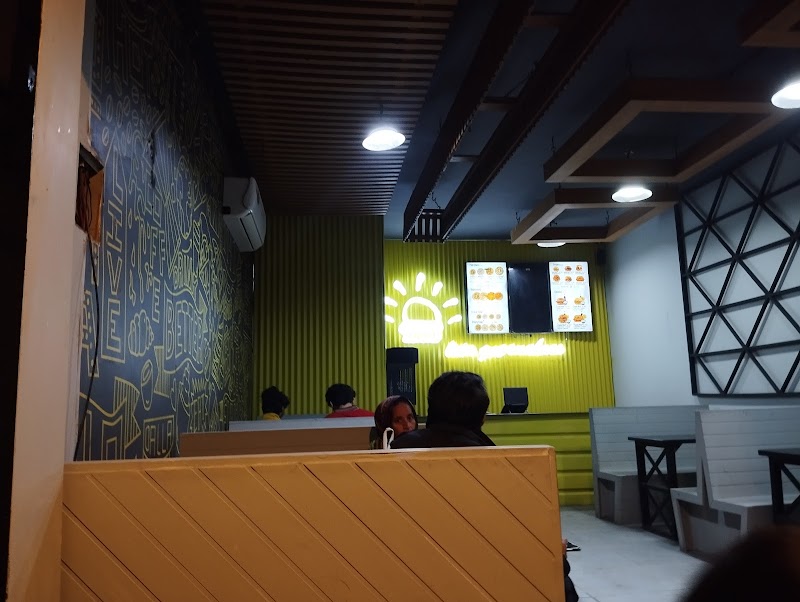 Snackies in Gujranwala, Punjab