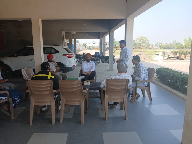 MKS DRIVING TRAINING SCHOOL in Sadhu Chak, PB