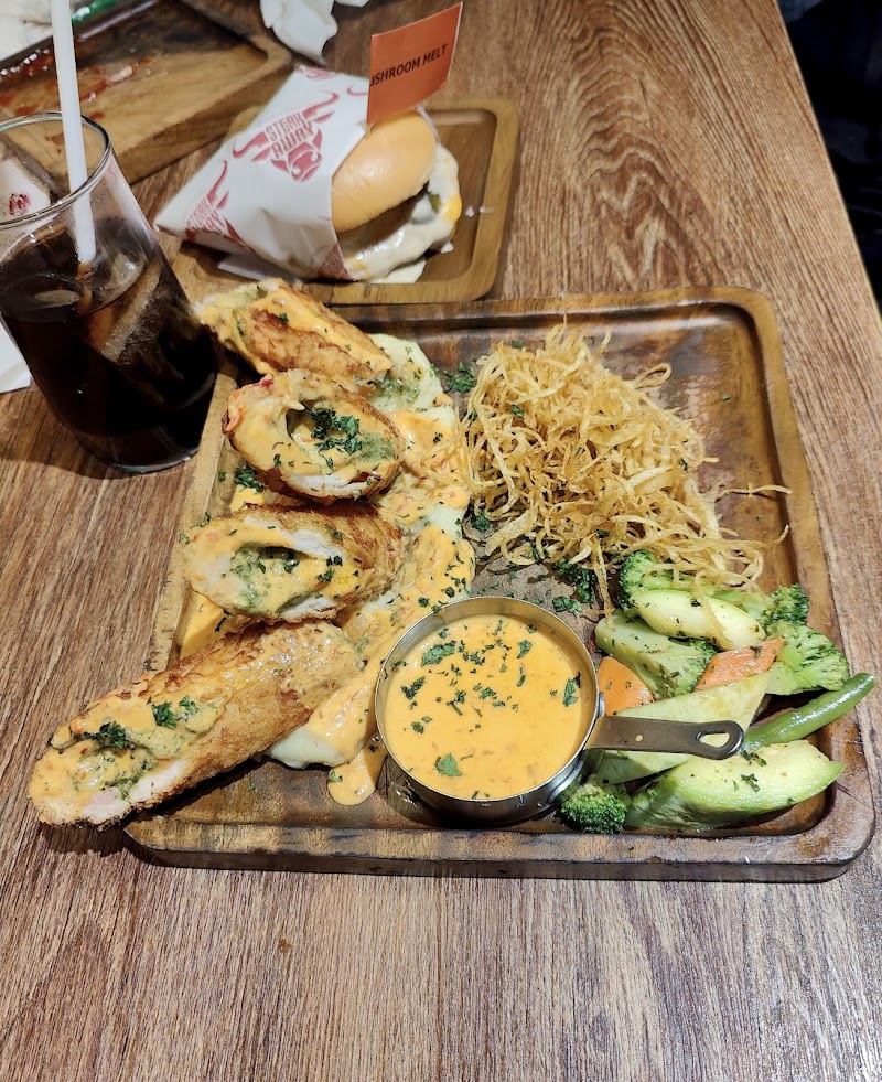 SteakAway - Gulberg (Burgers & Steaks) in Lahore, Punjab