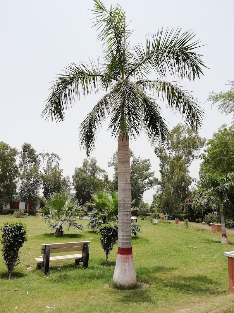 Officers Club in Jhang, Punjab