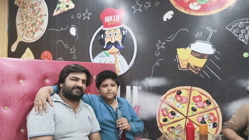Gullu Pizza in Pākpattan, Punjab