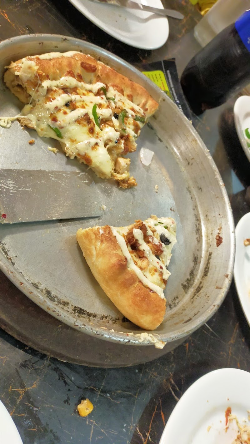 Pizzarium Sheikhupura in Sheikhupura, Punjab
