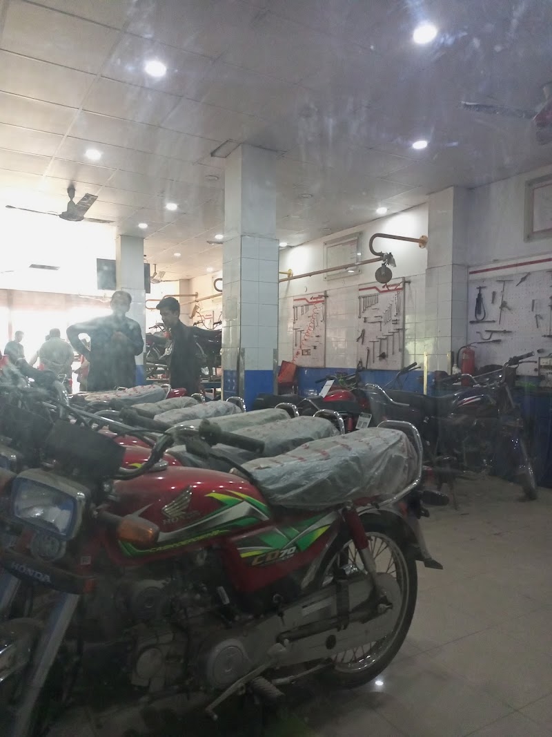 Honda Center in Faisalabad, Punjab