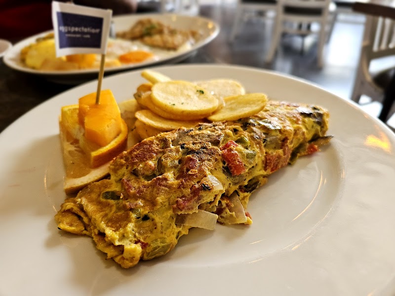 Eggspectation Restaurant Cafe in Lahore, Punjab