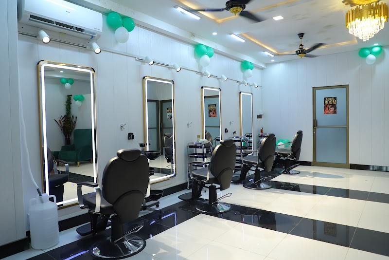 Revive Beauty Salon - Gujrat Branch in Gujrat, Punjab