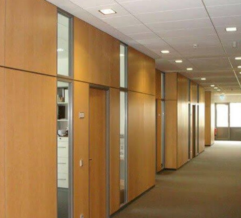 Waqar Glass and aluminum (Home & Office Repairing) (Door to Door Services) in Islamabad, Islamabad Capital Territory