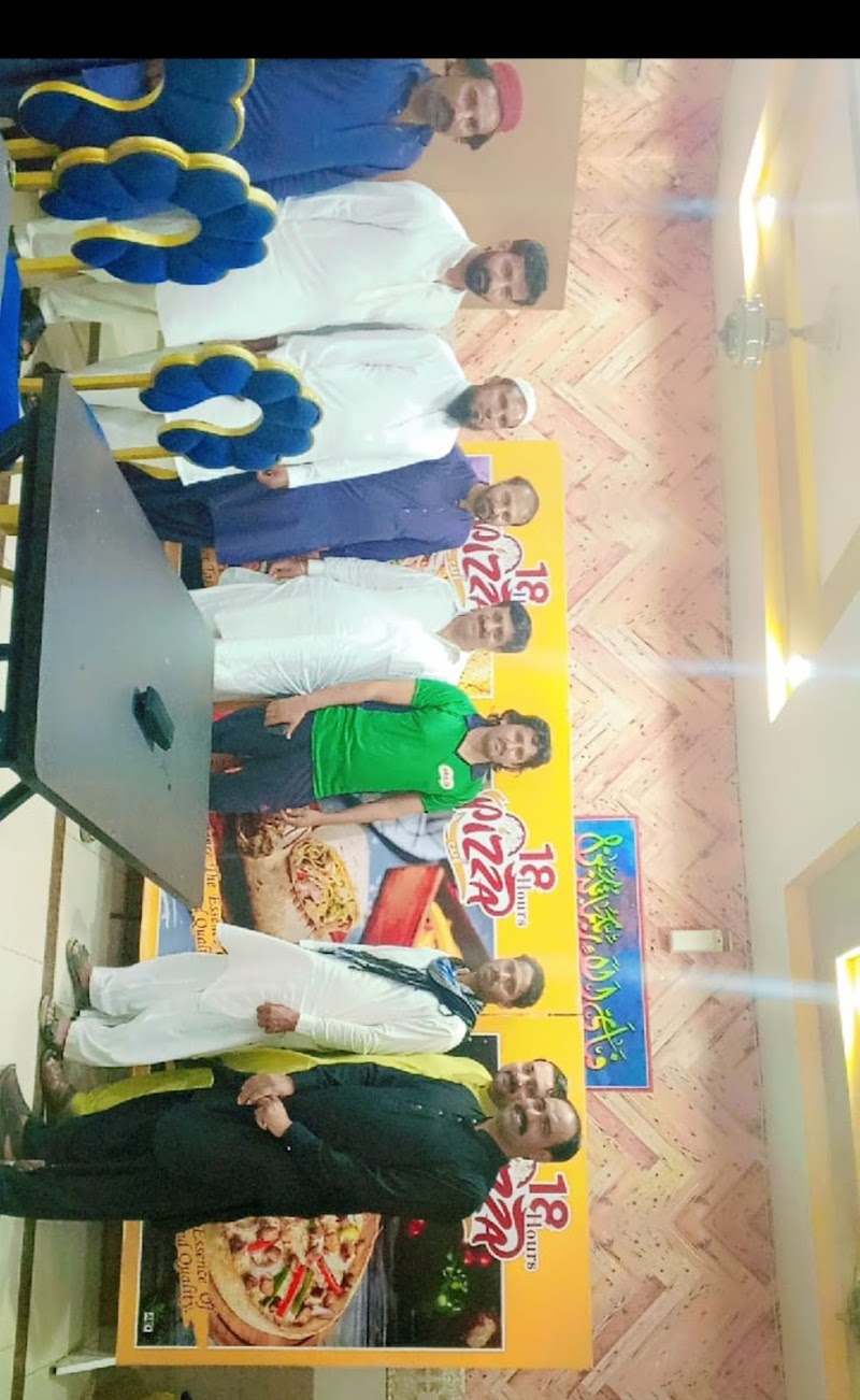 18 Hours Pizza & Cafe in Khanewal, Punjab