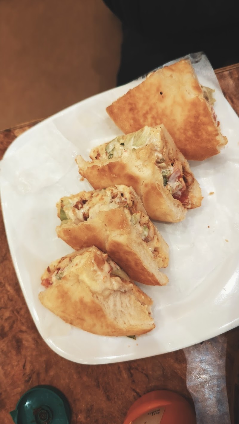 Forks n knives pizza kitchen in Gojra, Punjab