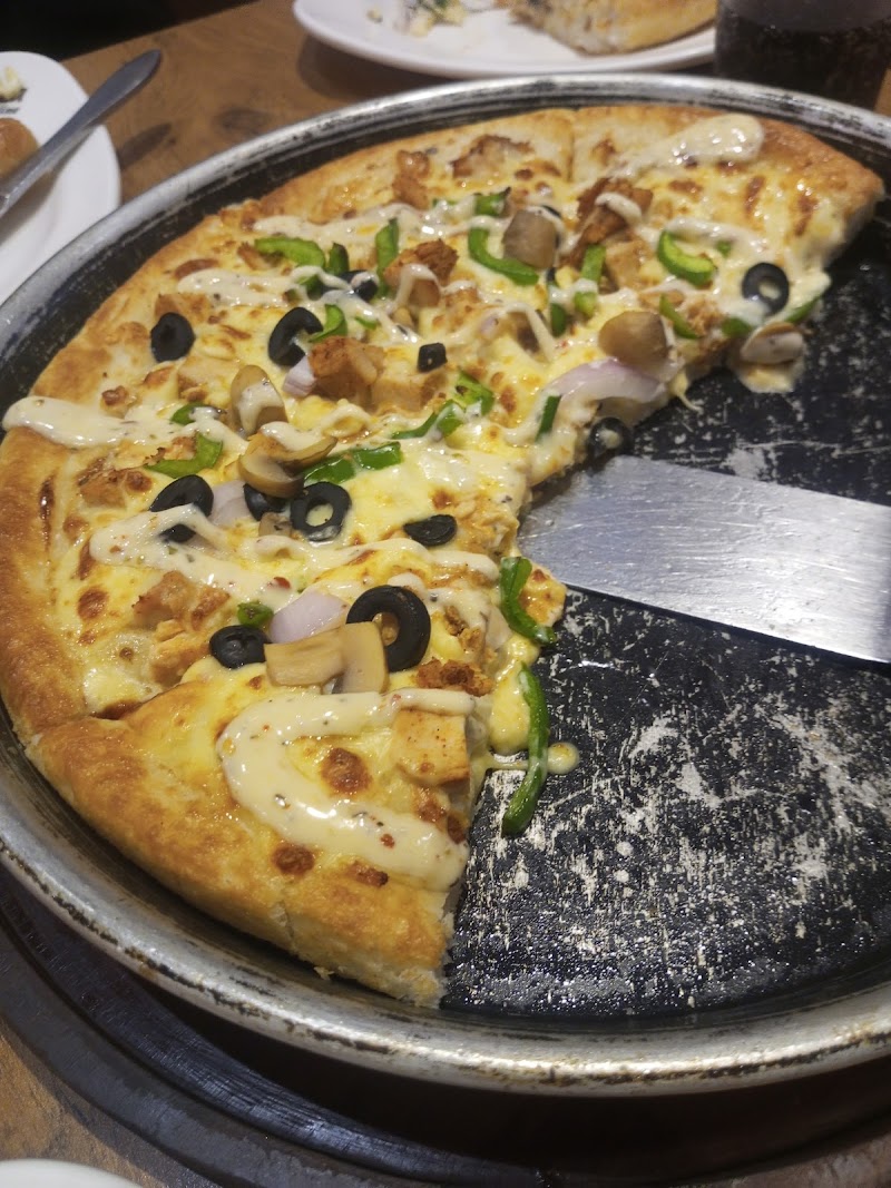 Pizza Online Johar Town in Lahore, Punjab