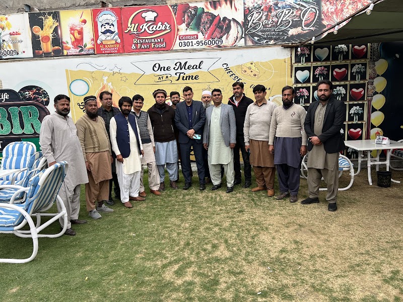 Al Kabir Restaurant & Fast Food in Jauharabad, Punjab
