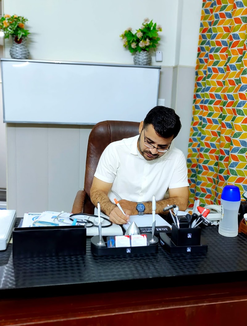 Dr. Faisal Majeed Physiotherapist in Mandi Bahauddin, Punjab