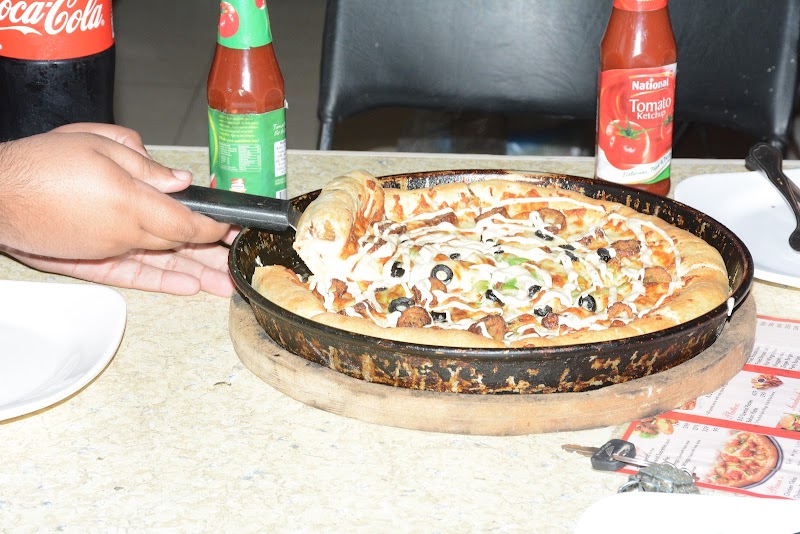 Bright Day Fried Chicken And Pizza in Jhang, Punjab