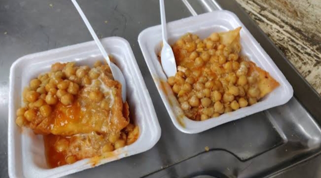 Samosa House (old name Lahori Samosay) in Rawalpindi, Punjab