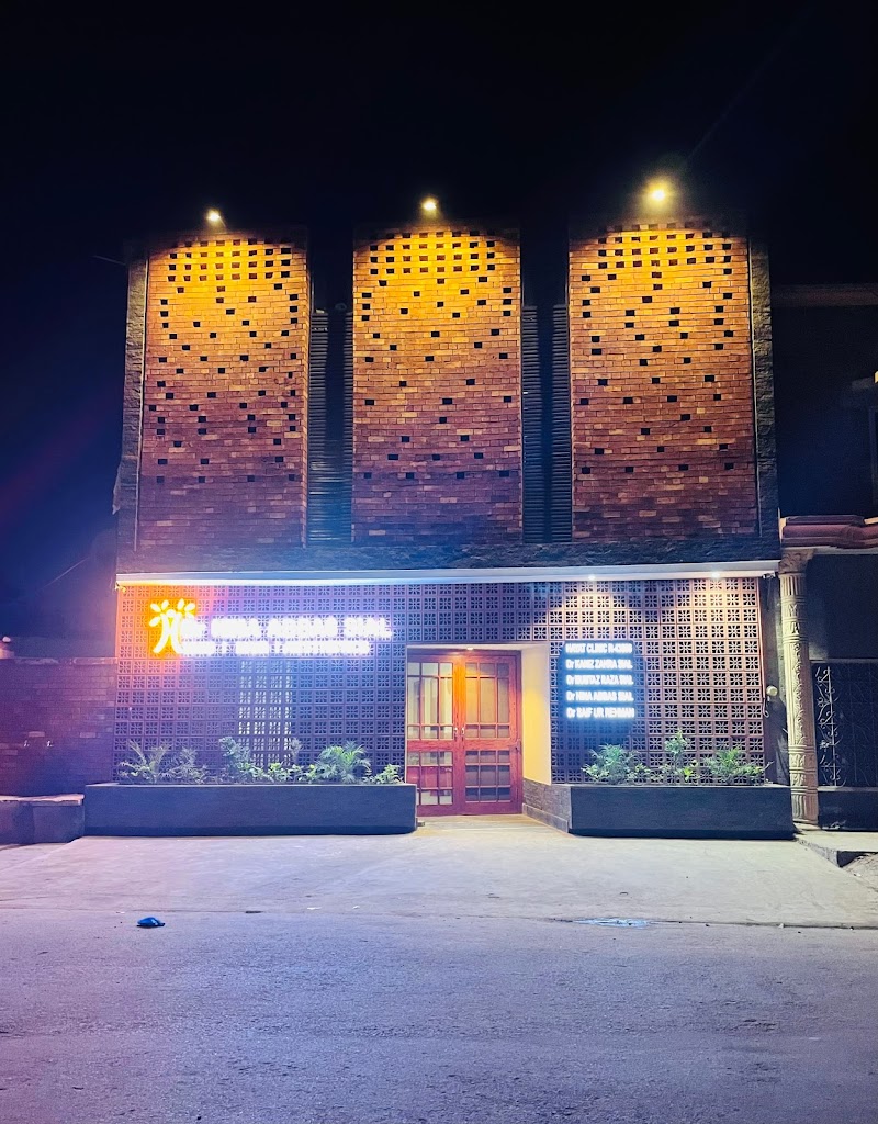Dr Hina Abbas Sial Skin Hair Aesthetic Clinic in Jhang, Punjab
