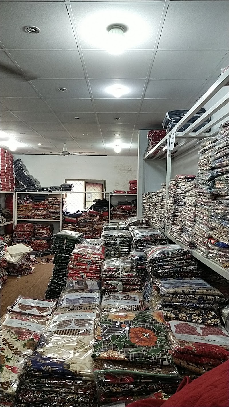 Diamond Textile Plaza in Faisalabad, Punjab