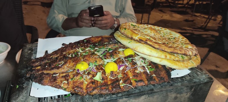Jhook Family Restaurant in Muzaffargarh, Punjab