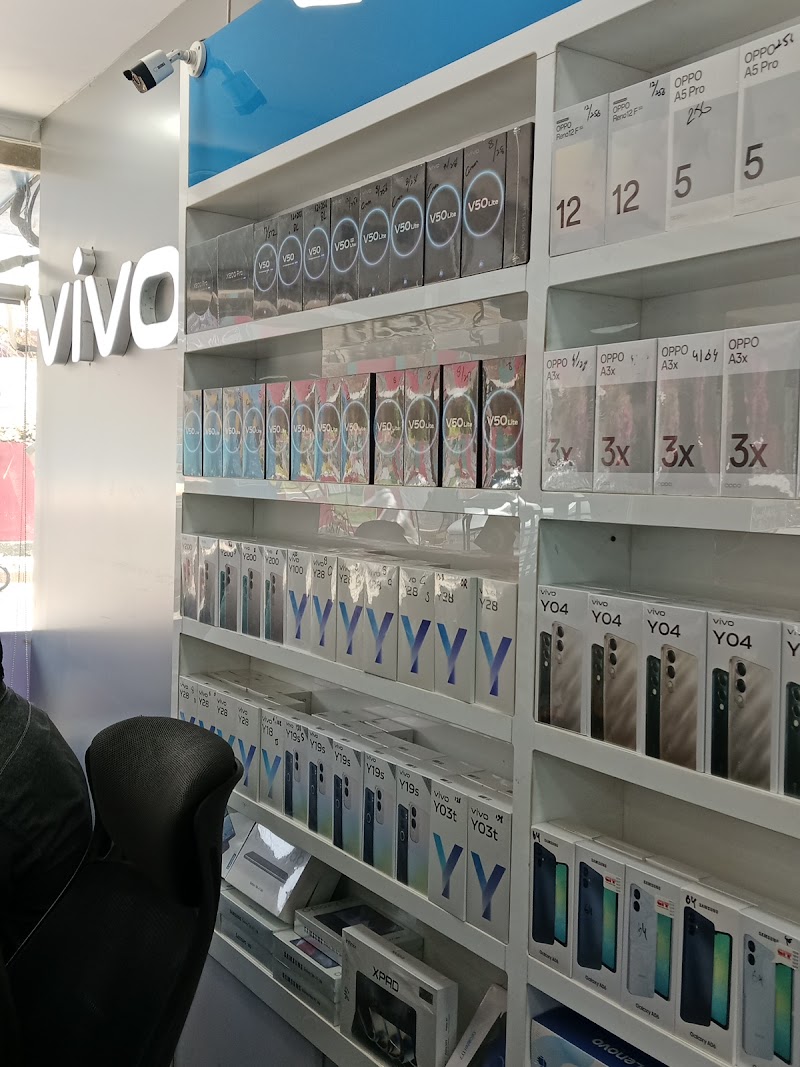 Al-Aziz Mobiles in Burewala, Punjab