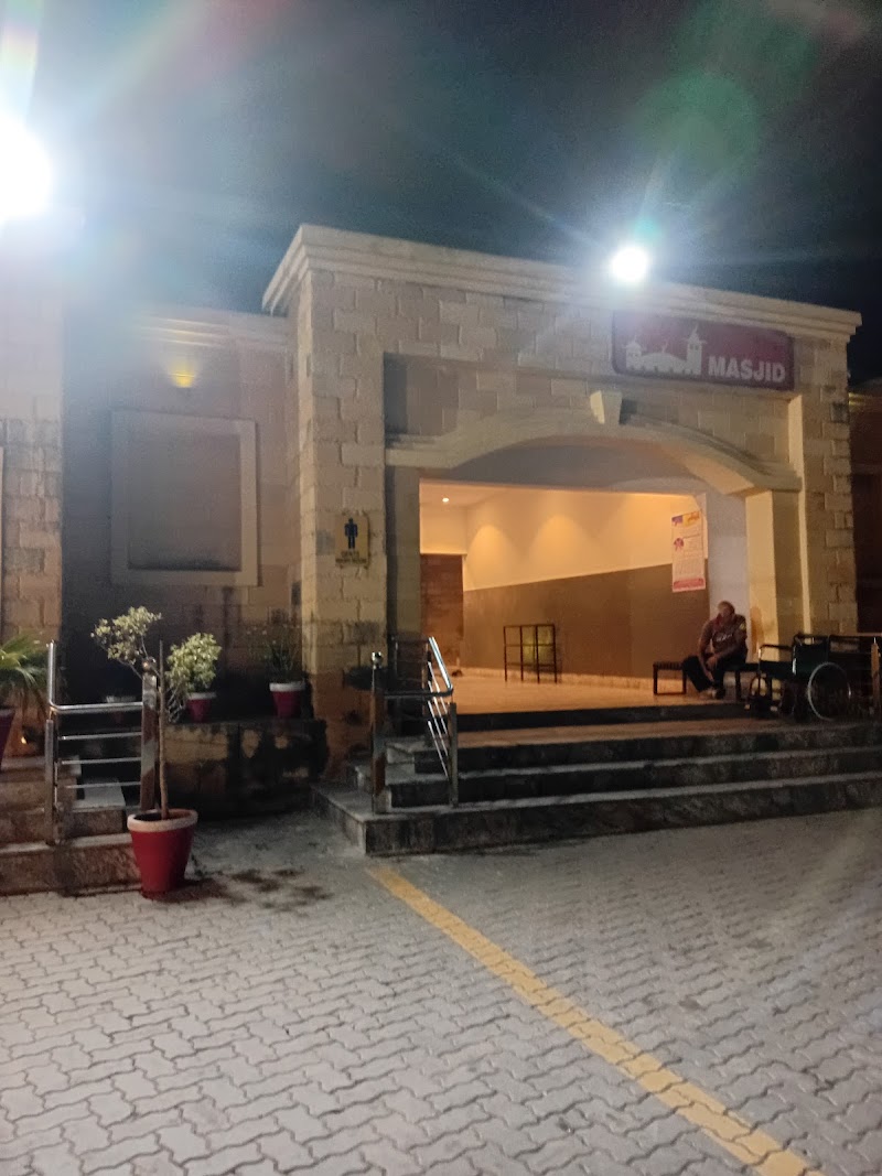 Mushtarka Taj Filling station in Muridke, Punjab