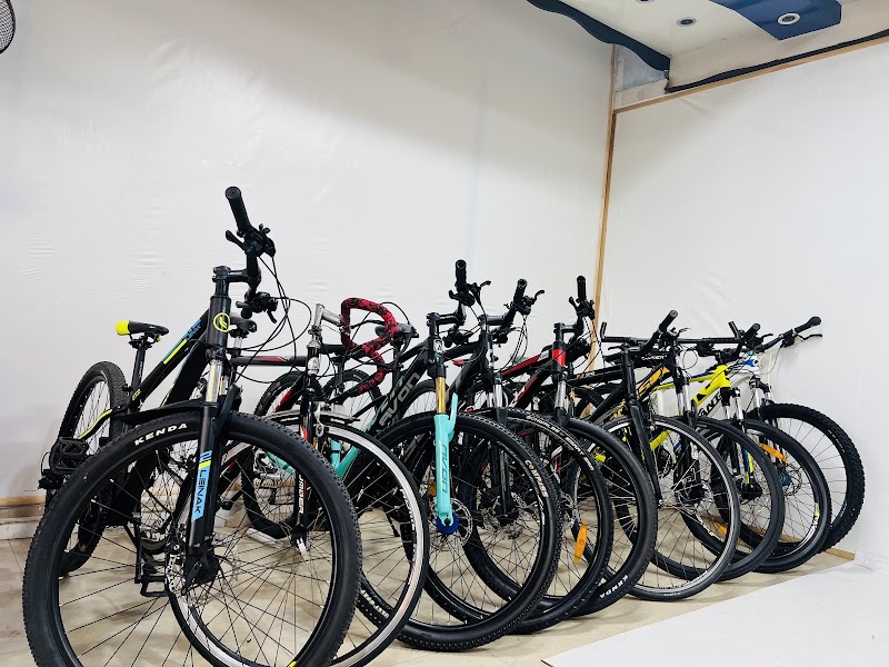 Two wheels high quality bicycles warehouse in Lahore, Punjab