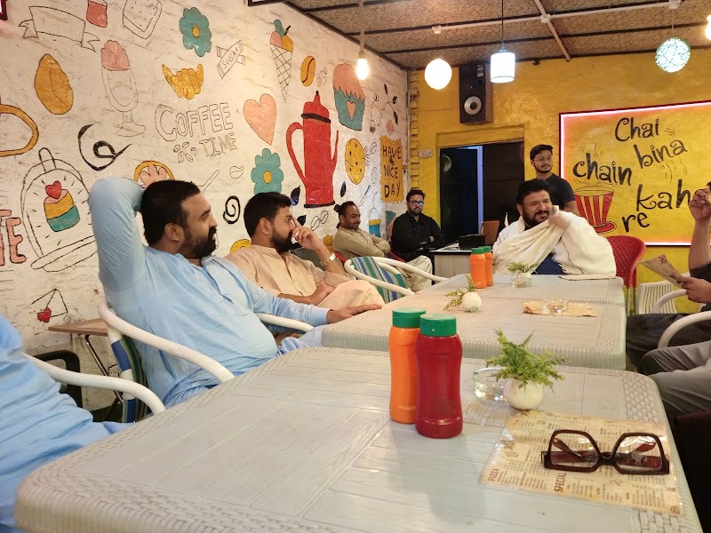 TAWAQ CAFE in Jhang, Punjab