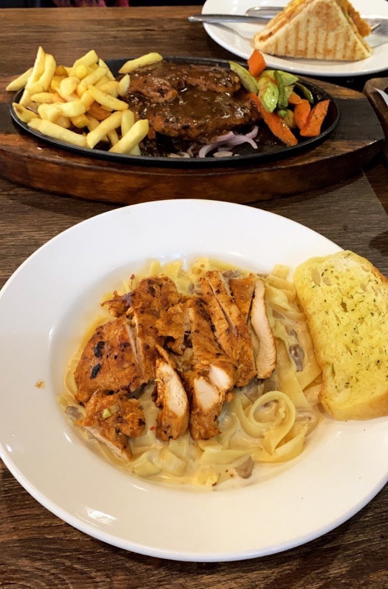 Main Street Cafe in Faisalabad, Punjab